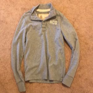 Men’s large Hollister pullover..